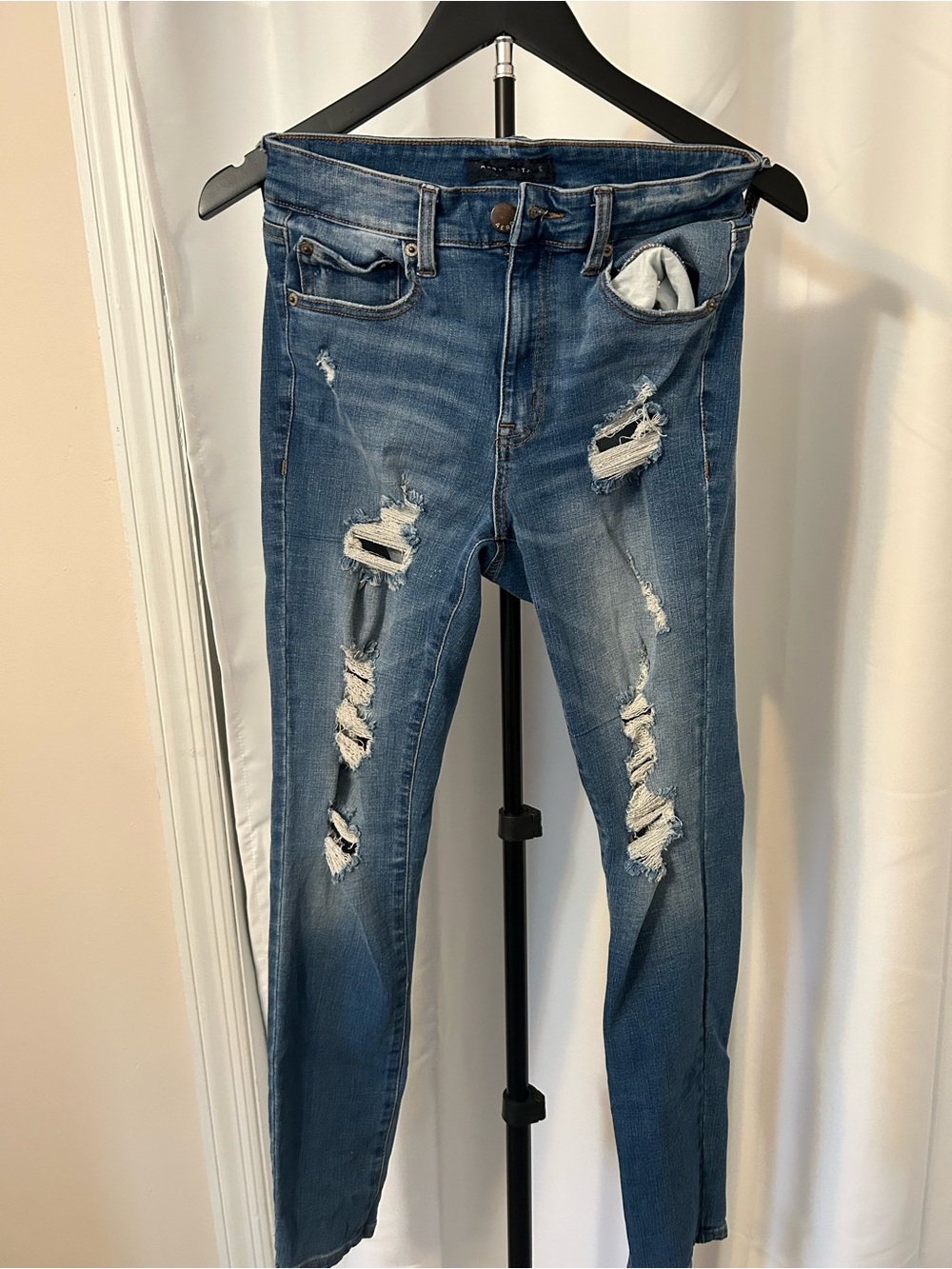 Aeropostale Distressed Skinny Jeans - Blue Wash